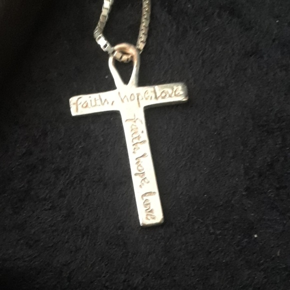 Necklace - Picture 2 of 3